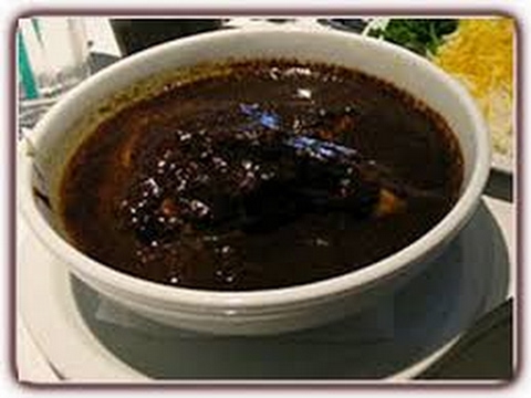  تهیه خورشت فسنجان 7