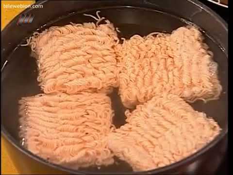 آشپزی مدرن-خوارک نودل با مرغ و نخود