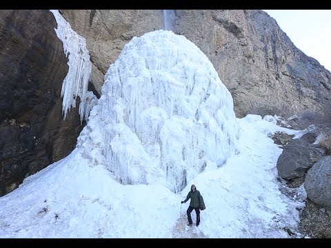 آبشار یخ زده سنگان از عجایب تهران بزرگ! Tehran frozen waterfall