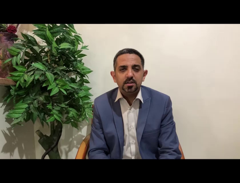 مدرس بازاریابی تلفنی حتما لبخند بزنید در بازاریابی تلفنی 